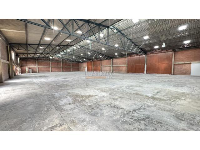 Locales y Bodegas, Alquiler en La Nubia