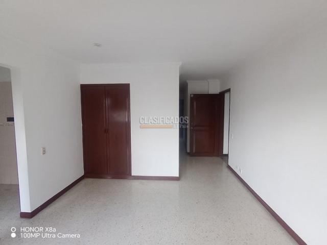 Apartamentos, Alquiler en Ciudad Jardín