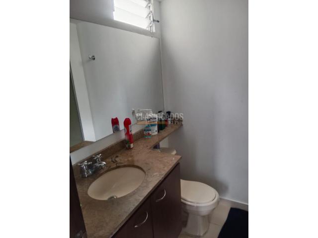 Apartamentos, Venta en Valle del Lili