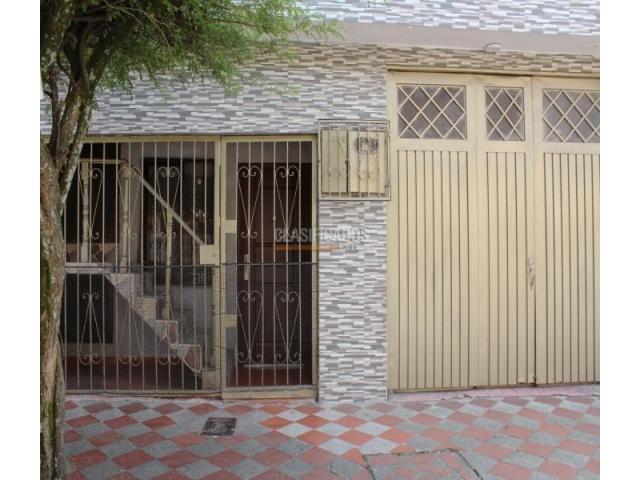 Casas, Venta en El Recuerdo