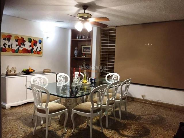 Casas, Venta en Cristales