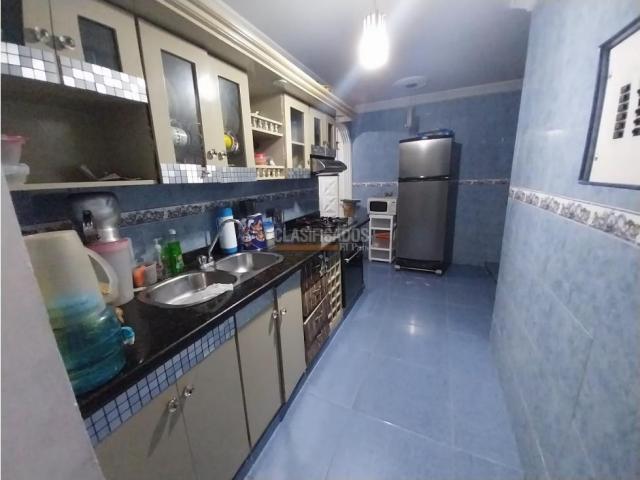 Casas, Venta en Bosques del Limonar