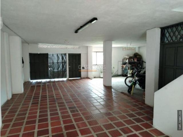 Edificios, Venta en El Limonar