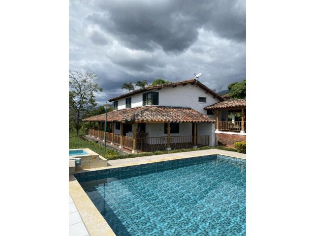 Fincas y Casas Campestres, Venta en El Cerrito