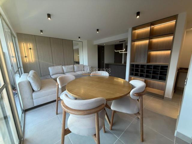 Apartamentos, Venta en Valle del Lili