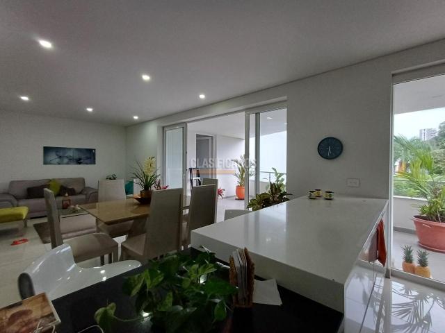 Apartamentos, Venta en Ciudad Jardín