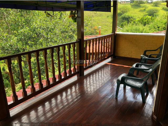 Fincas y Casas Campestres, Venta en Restrepo