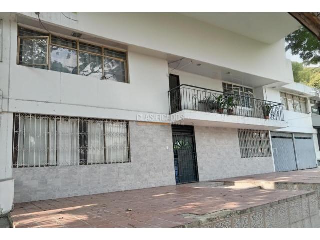 Casas, Venta en La Flora