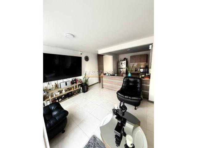 Apartamentos, Venta en Valle del Lili