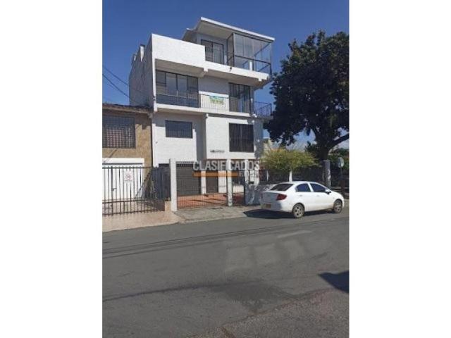 Edificios, Venta en Capri