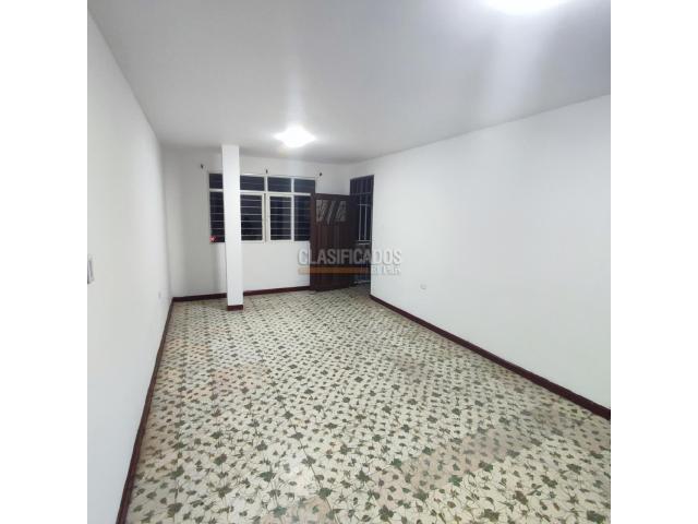 Apartamentos, Alquiler en El Guabal