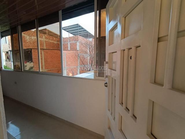 Apartaestudios, Alquiler en Giron