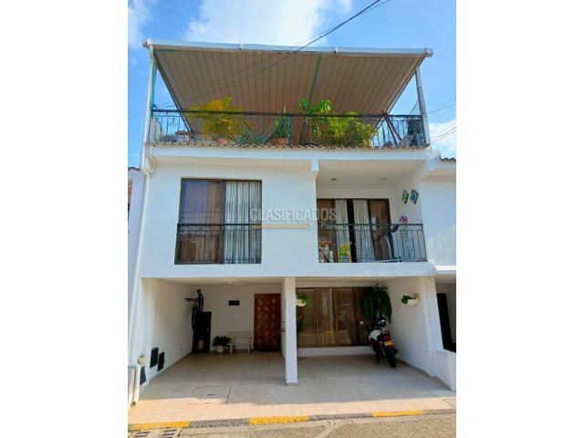 Casas, Venta en Meléndez