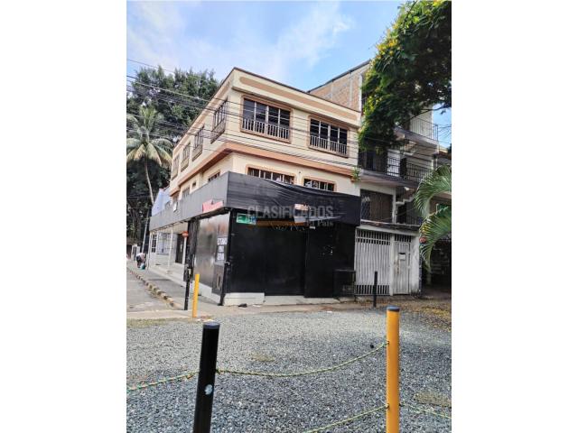 Locales y Bodegas, Alquiler en Ciudad 2.000