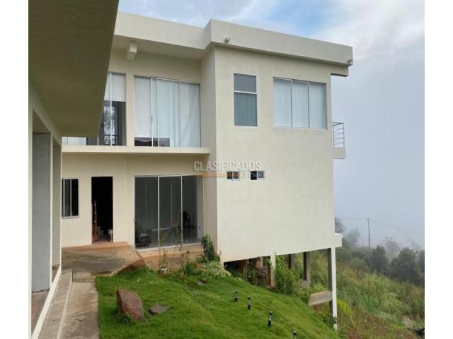 Casas, Venta en Bella Suiza