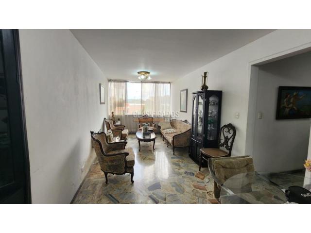 Apartamentos, Venta en Bosques del Limonar