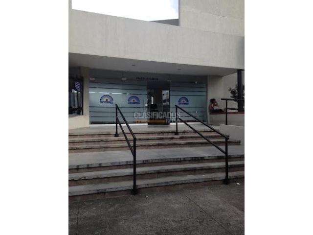 Oficinas y Consultorios, Alquiler en La Flora