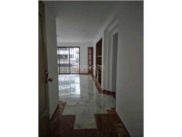 Apartamentos, Venta en Versalles