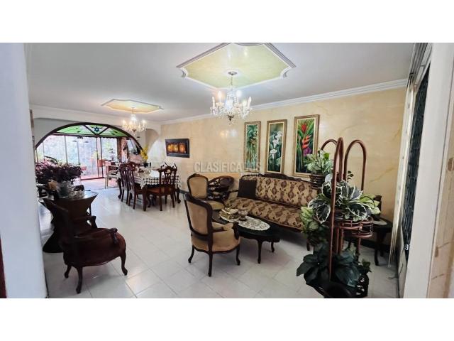 Casas, Venta en Pampalinda