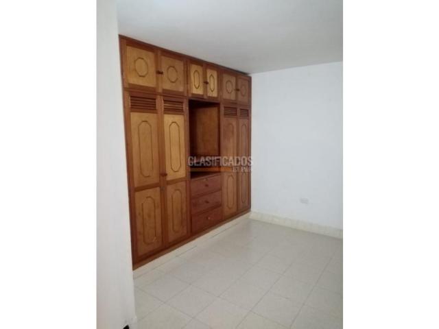 Edificios, Venta en Salomia