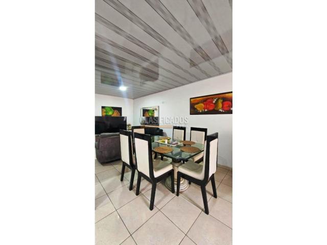 Casas, Venta en La Base