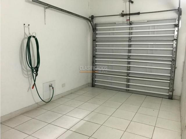 Casas, Venta en Cristales