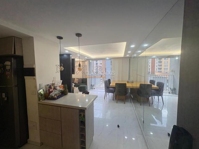 Apartamentos, Venta en Brisas de los Álamos