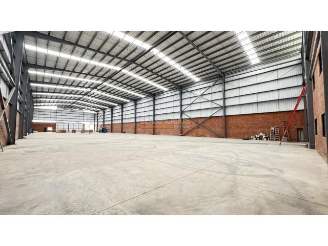 Locales y Bodegas, Alquiler en Yumbo