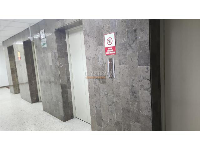 Oficinas y Consultorios, Venta en San Pedro