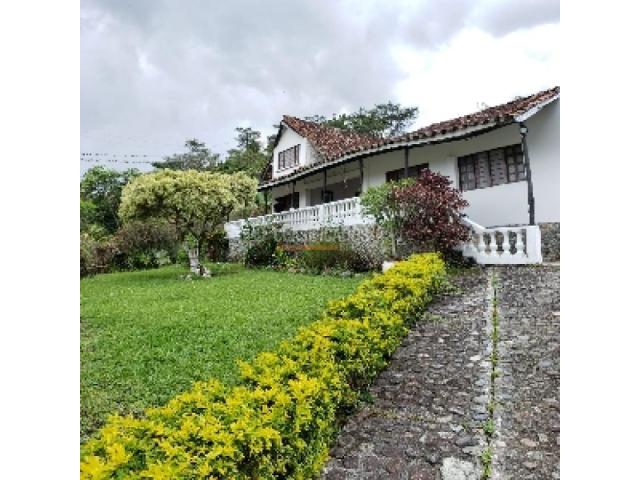 Fincas y Casas Campestres, Venta en Pradera