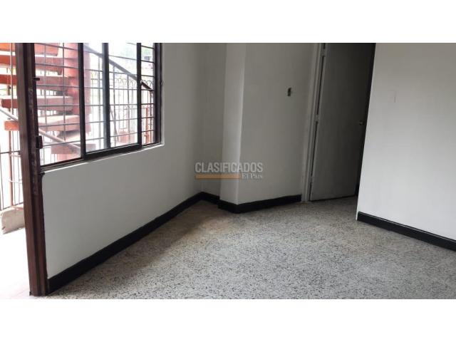 Casas, Alquiler en Junín