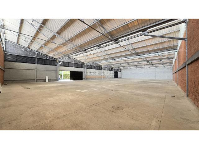 Locales y Bodegas, Alquiler en Palmira