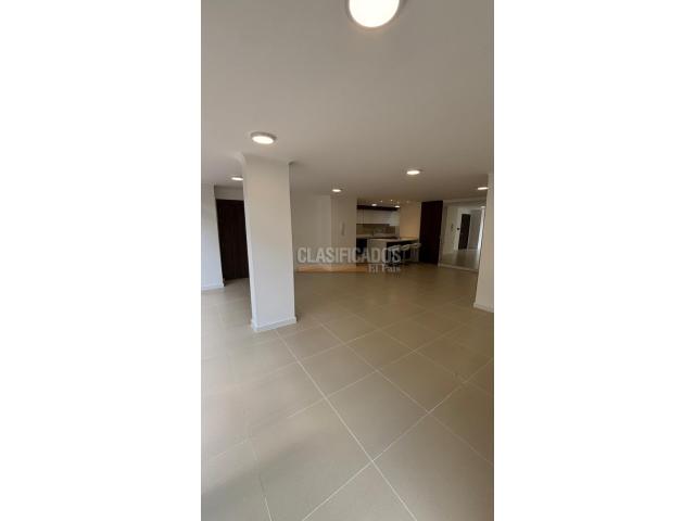 Apartamentos, Alquiler en Santa Bárbara