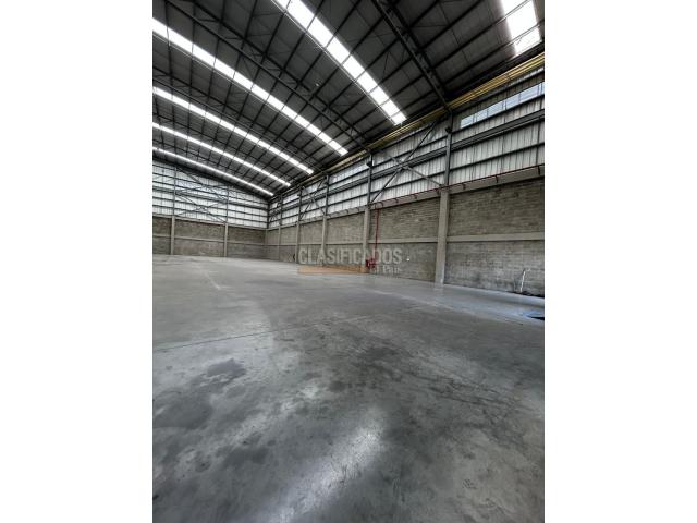 Locales y Bodegas, Alquiler en Acopi