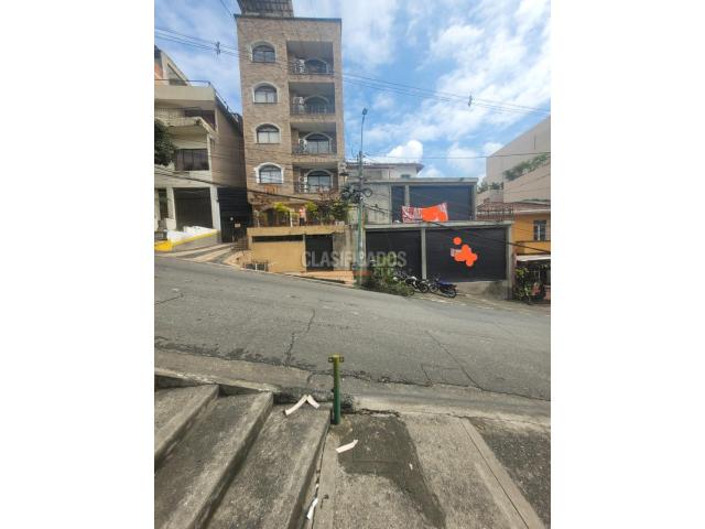 Locales y Bodegas, Alquiler en Centenario