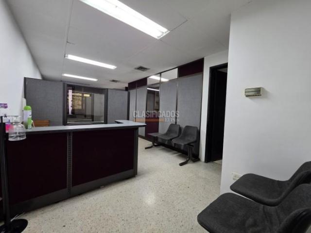 Oficinas y Consultorios, Alquiler en Santa Mónica Central