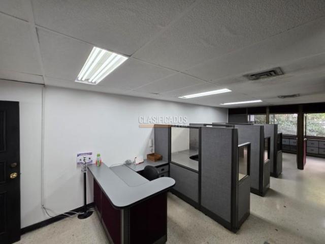 Oficinas y Consultorios, Alquiler en Santa Mónica Central
