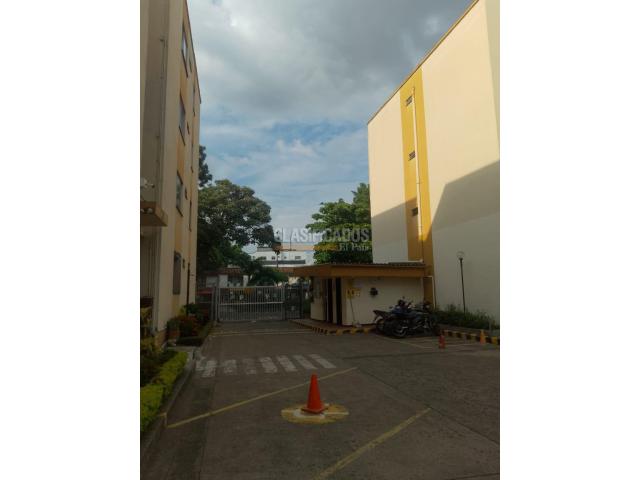 Apartamentos, Alquiler en Cámbulos