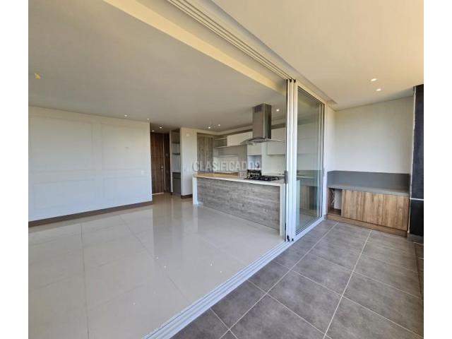 Apartamentos, Venta en Ciudad Jardín