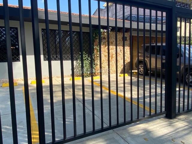 Apartaestudios, Alquiler en La Flora