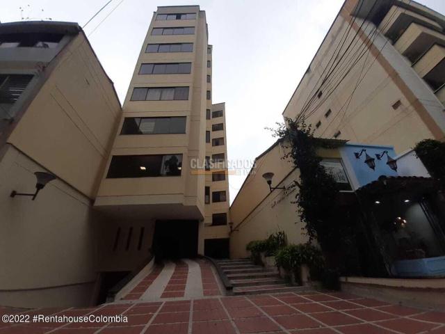 Oficinas y Consultorios, Alquiler en Centenario