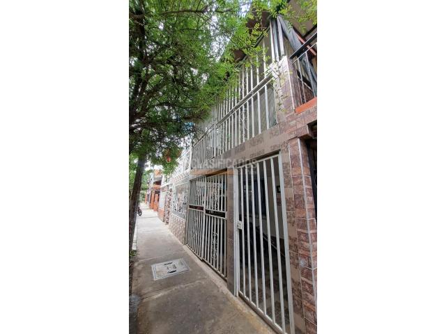 Casas, Venta en Ciudad Córdoba