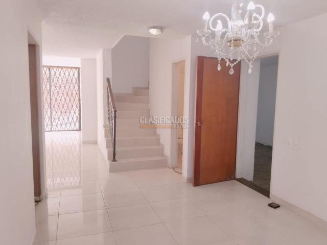 Casas, Venta en Valle del Lili