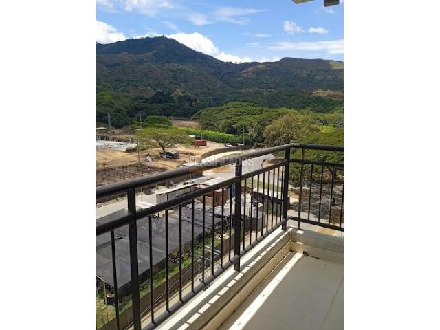 Apartamentos, Alquiler en Yumbo