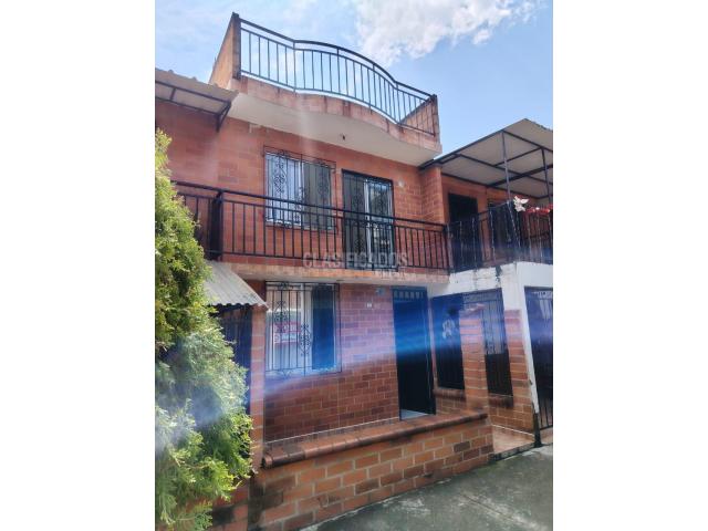 Casas, Venta en Ciudad Córdoba