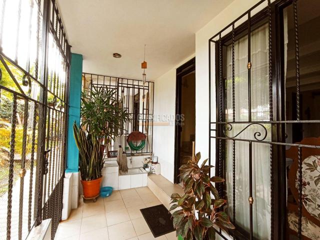 Casas, Venta en Villa del Prado