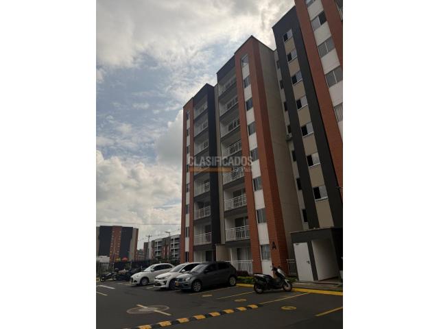 Apartamentos, Alquiler en Vivero Parque Residencial