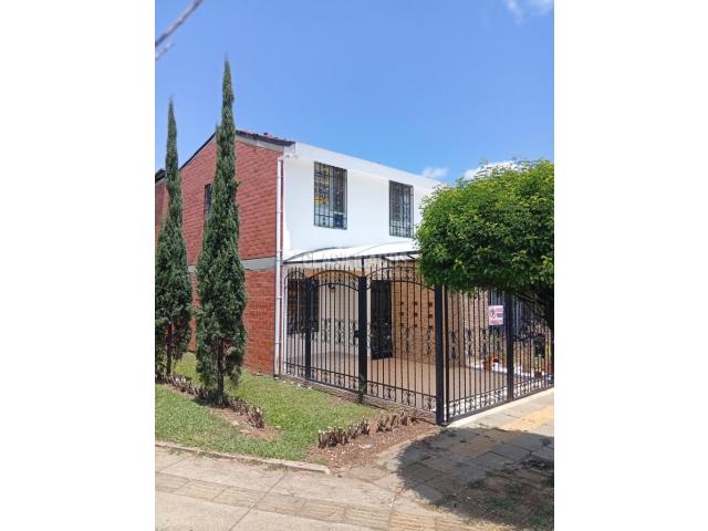 Casas, Alquiler en Valle del Lili