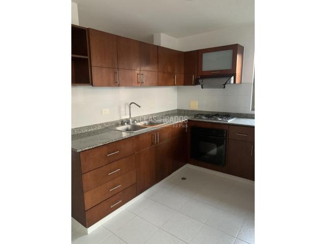 Apartamentos, Venta en Ciudad Jardín