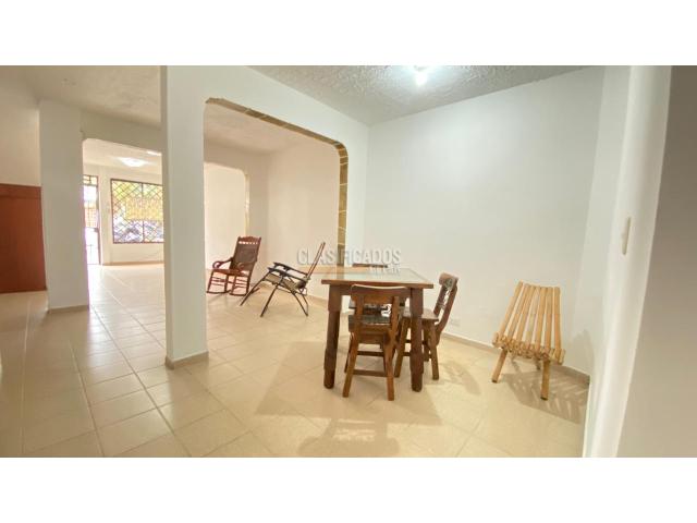 Casas, Venta en Nápoles